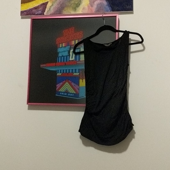 Beautiful French Sleeveless Top ,, Ruched Sides - Picture 1 of 8